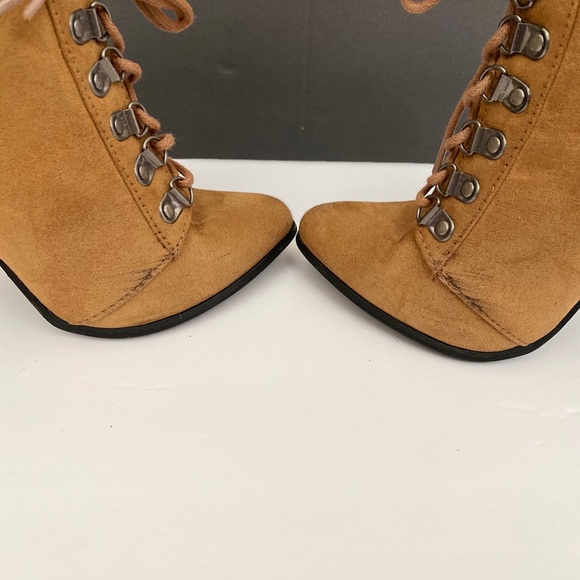 Forever 21 stilettos boots size 6.5 - Picture 2 of 8